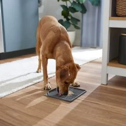 Frisco Non-skid Square Silicone Dog & Cat Lick Mat -Pet Supplies Shop 363402 PT2. AC SS1800 V1668118082
